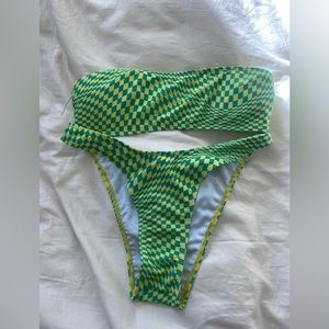 Frankies bikini dupe - yellow & green strapless